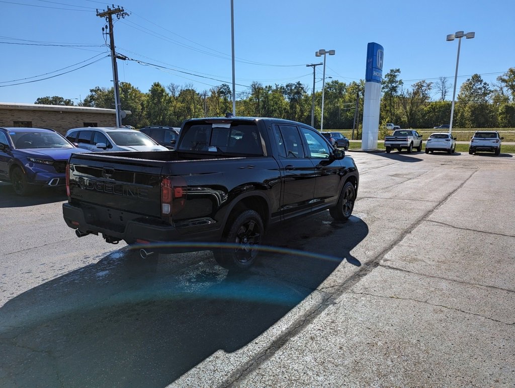 New 2026 Honda Ridgeline Black Edition image 3