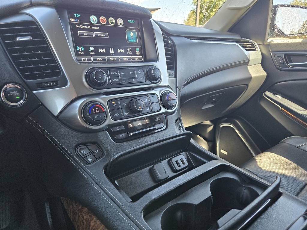 Used 2020 Chevrolet Suburban Premier w/ RST Edition AWD/4WD image 12