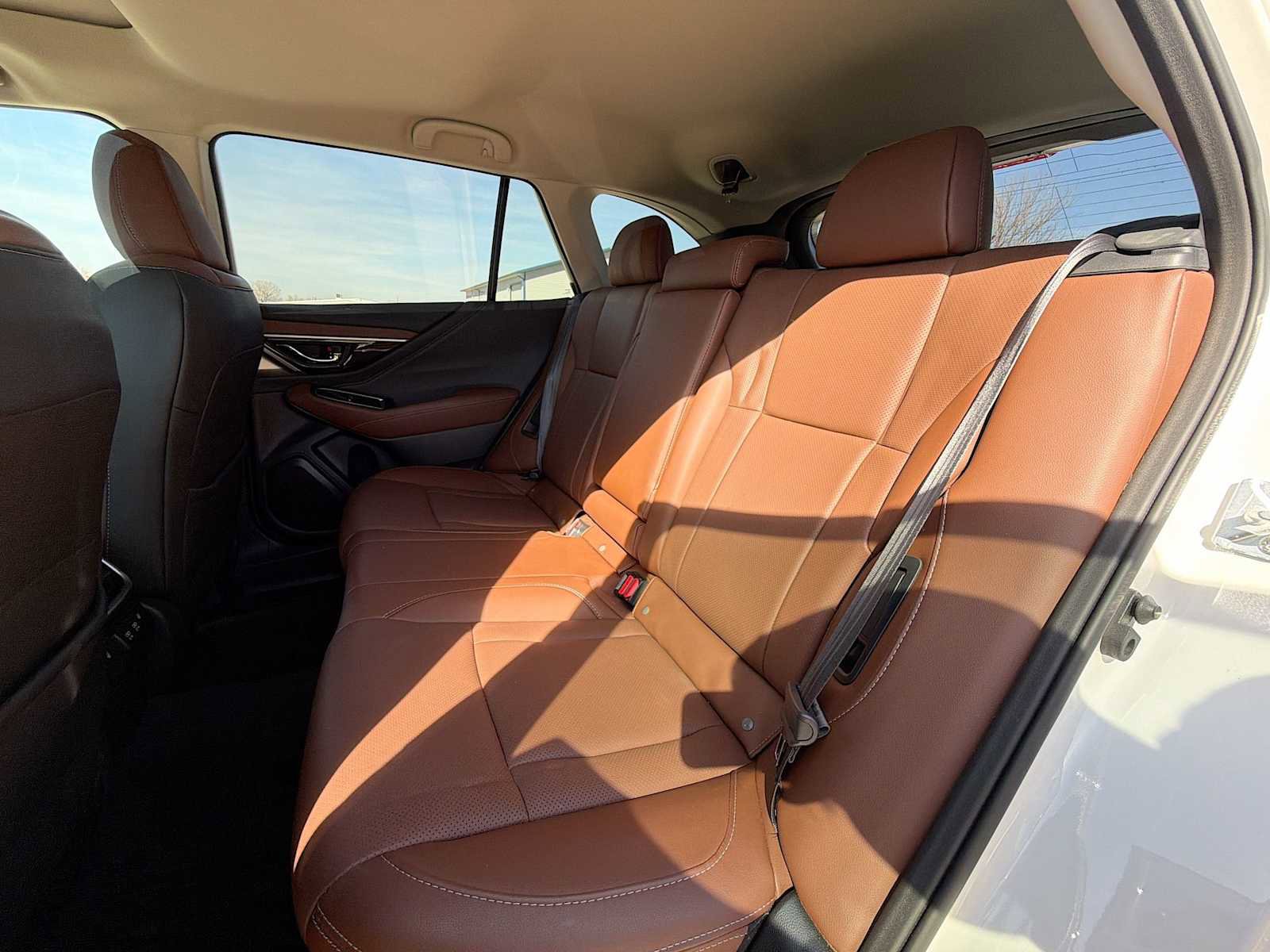 Used 2022 Subaru Outback Touring image 17