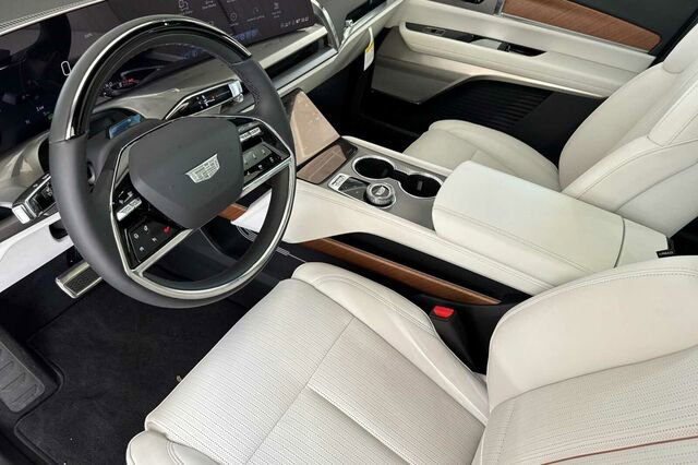 New 2026 Cadillac Vistiq Sport image 10