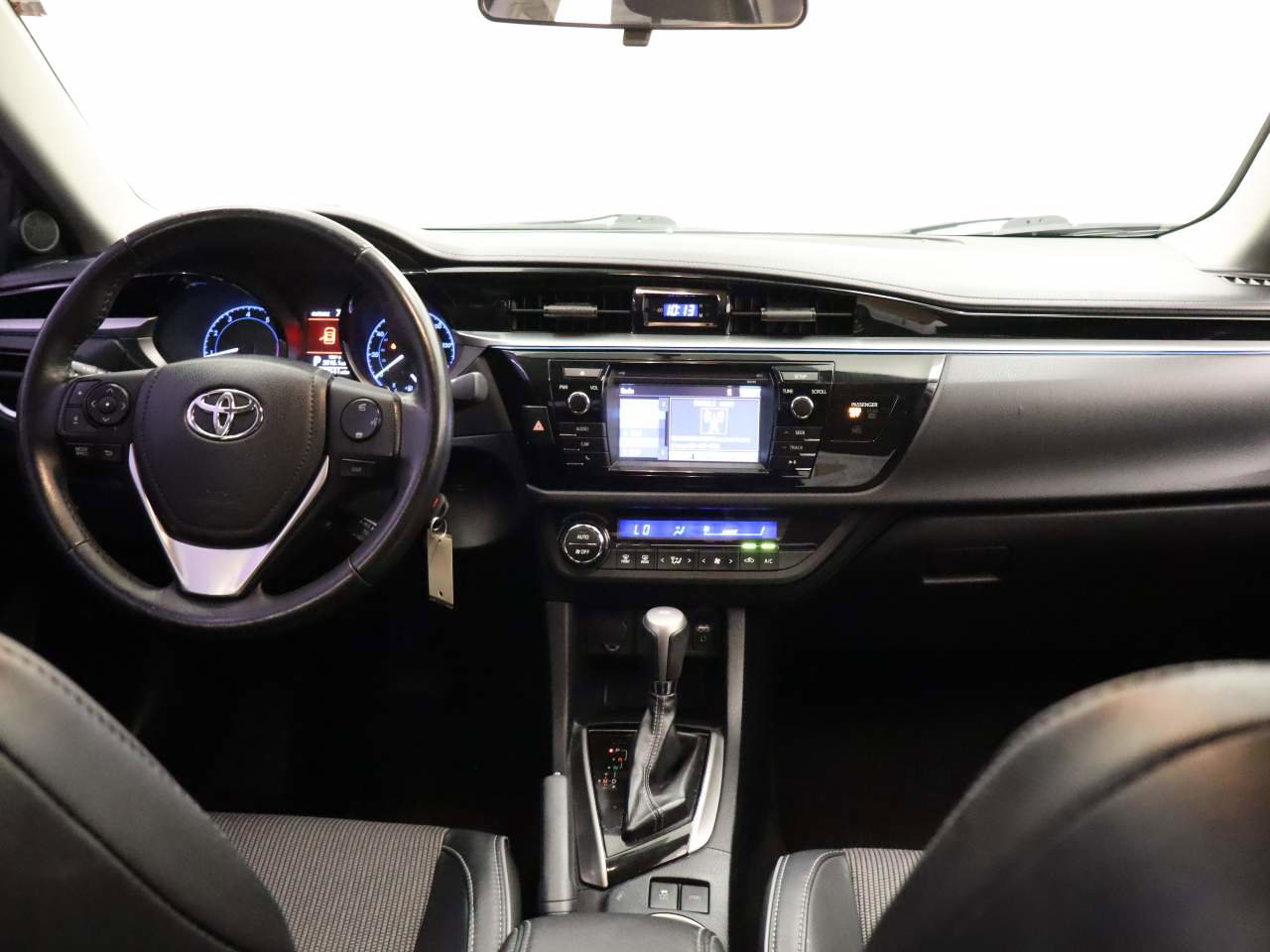 Used 2014 Toyota Corolla S image 6