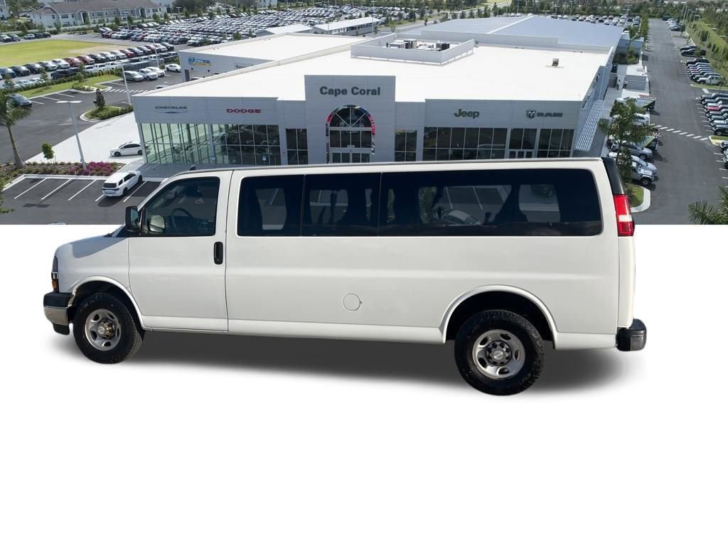 Used 2019 Chevrolet Express 3500 LT w/ LT Preferred Equipment Group RWD image 22