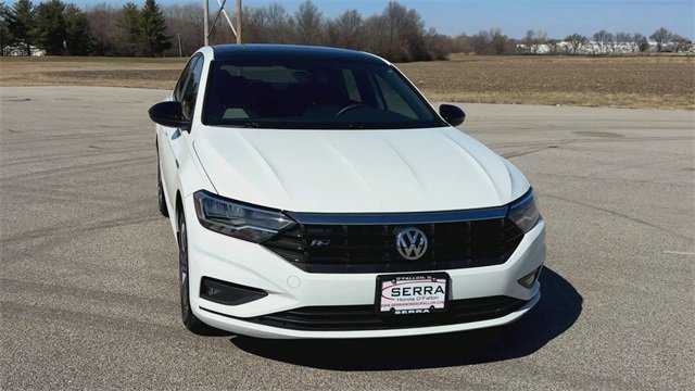 Used 2019 Volkswagen Jetta R-Line image 3