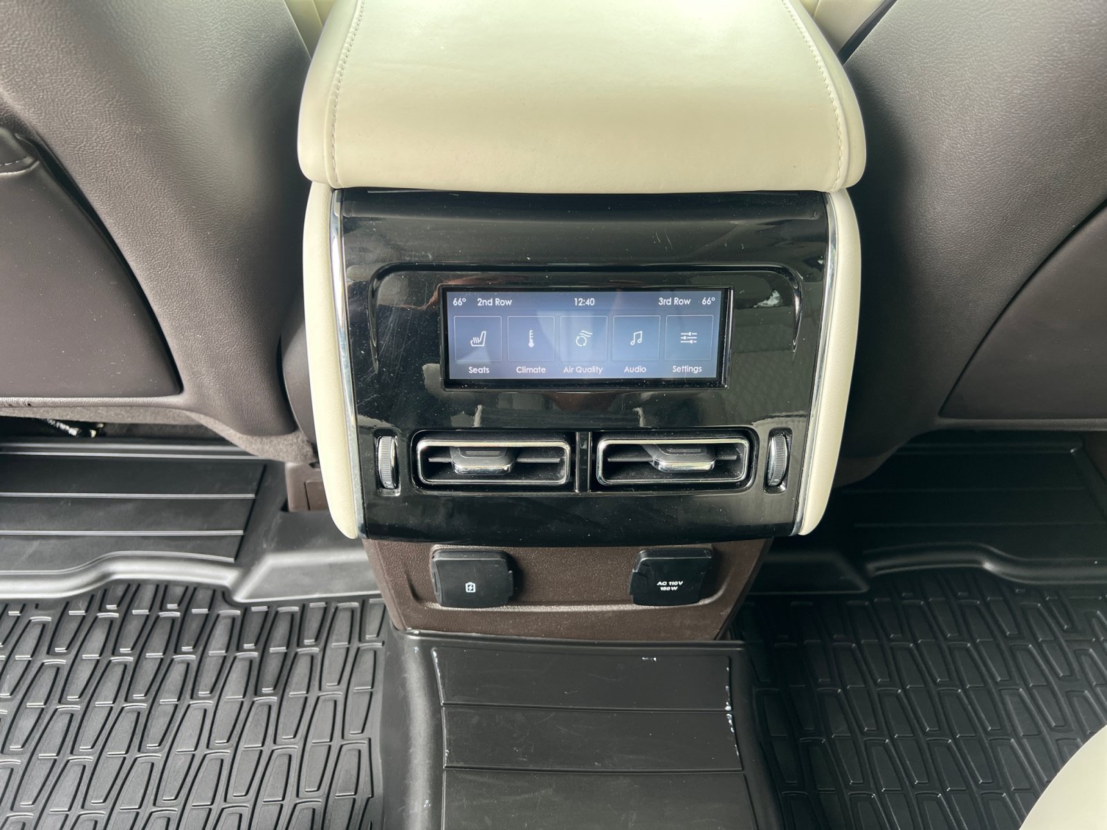 Used 2023 Lincoln Aviator Black Label w/ Dynamic Handling Package AWD/4WD image 16