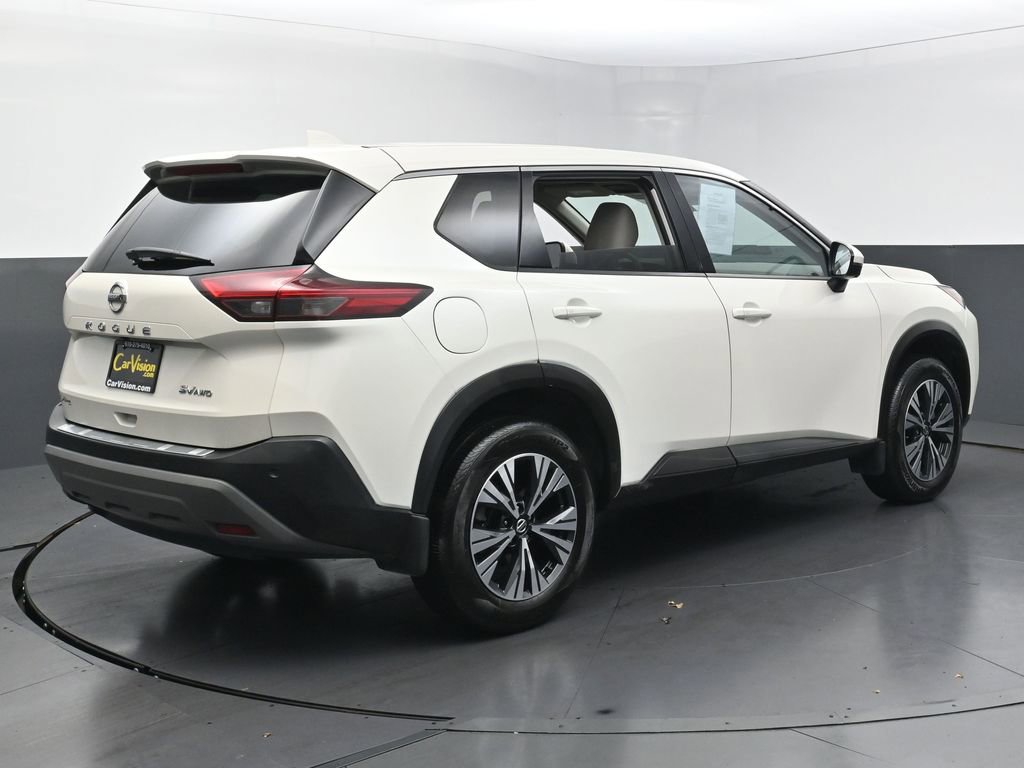 Used 2021 Nissan Rogue SV image 5