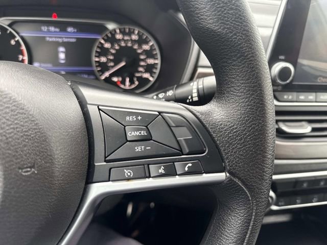 Used 2024 Nissan Altima 2.5 SV image 31