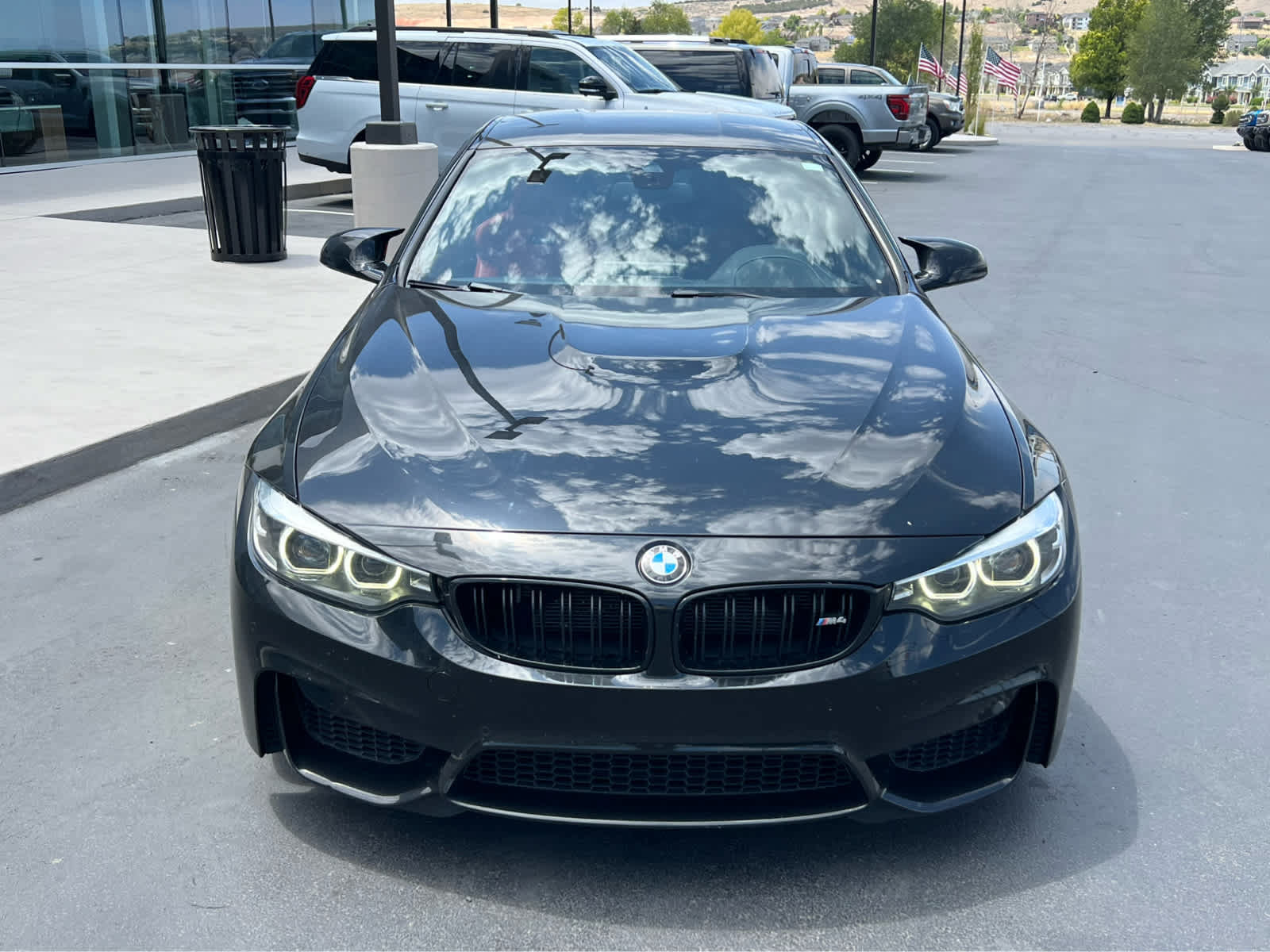 Used 2019 BMW M4 Coupe w/ Competition Package RWD image 3