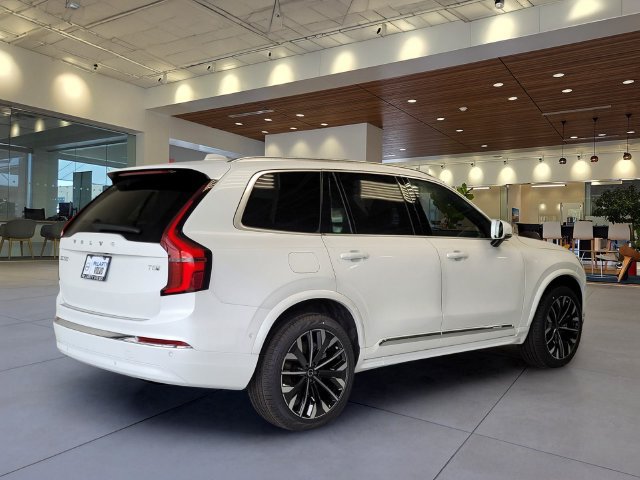 New 2026 Volvo XC90 T8 Plus w/ Protection Package Premier AWD/4WD image 6