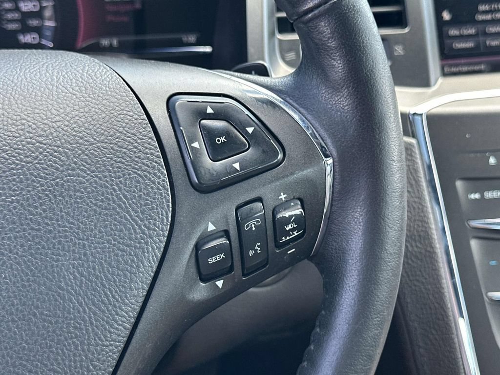 Used 2015 Lincoln MKS AWD w/ Equipment Group 101A image 25