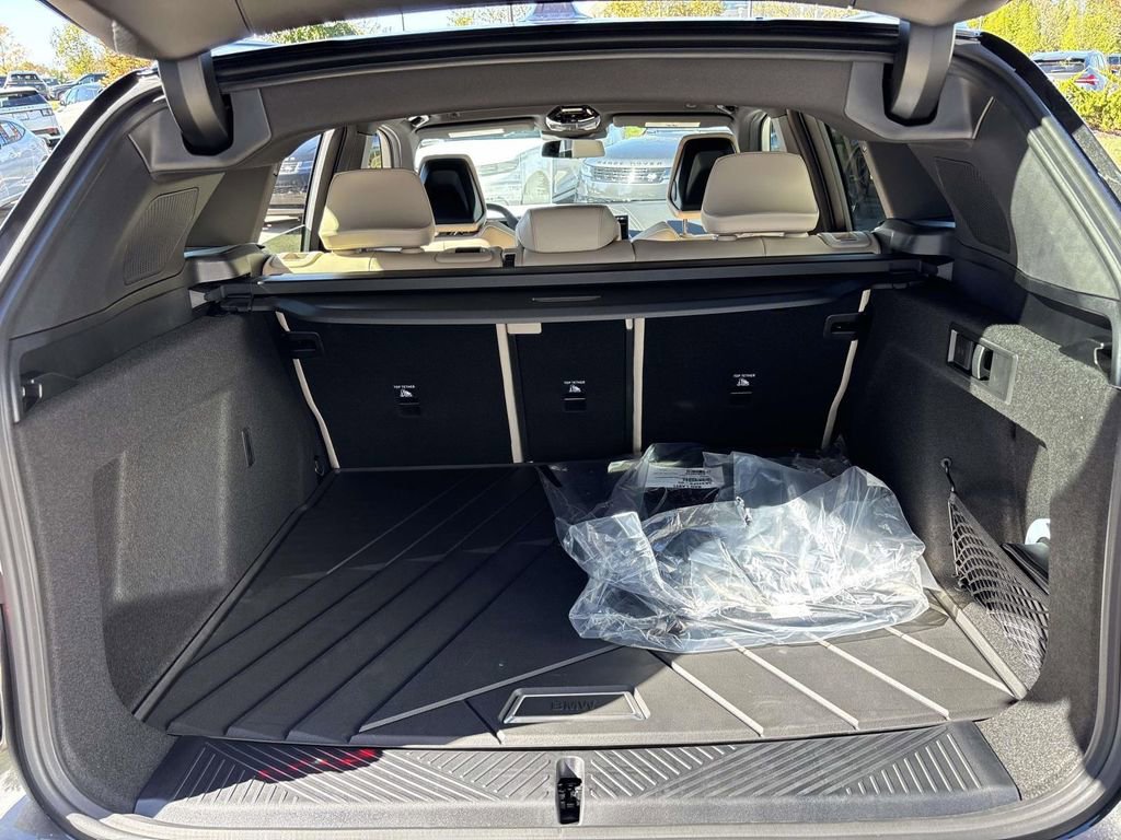 New 2026 BMW X3 xDrive30 w/ Premium Package image 9