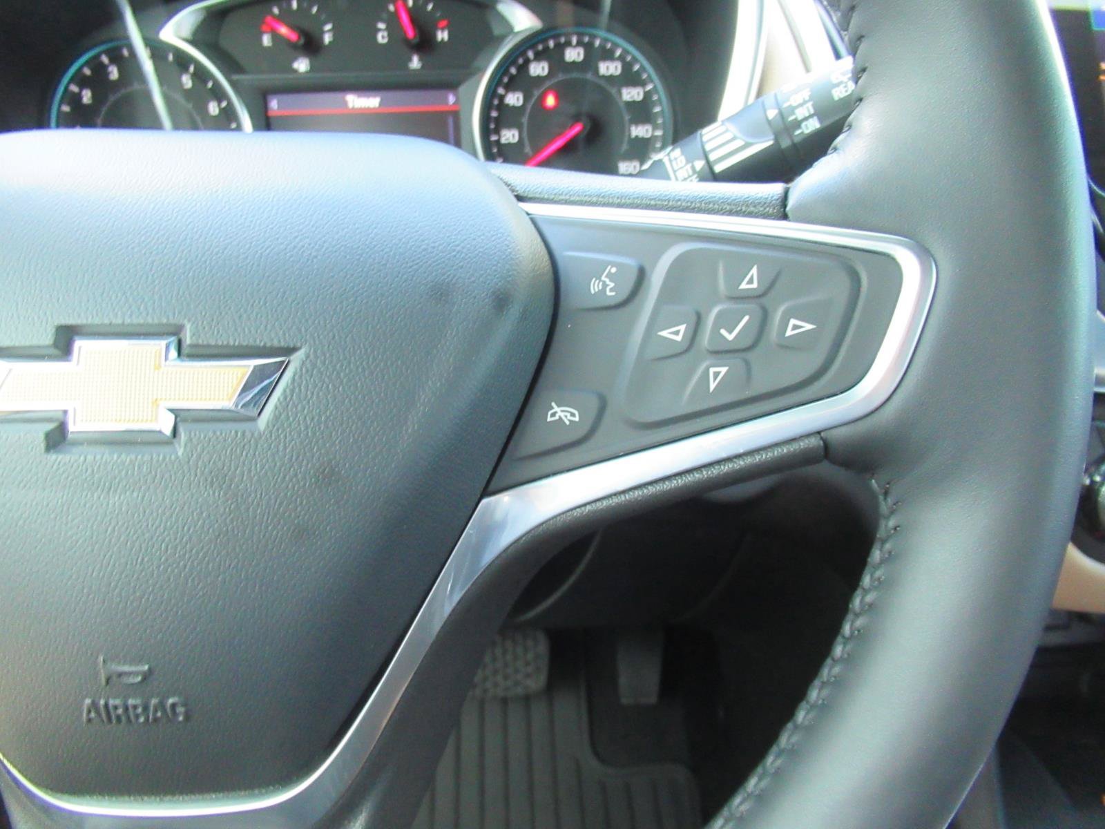 Used 2022 Chevrolet Equinox Premier AWD/4WD image 27