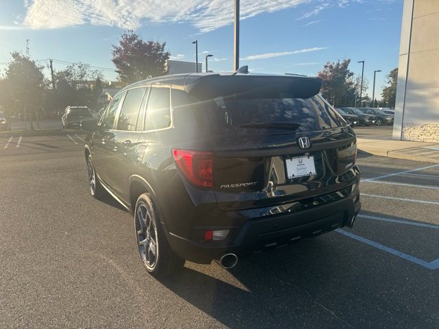 Used 2023 Honda Passport EX-L image 6