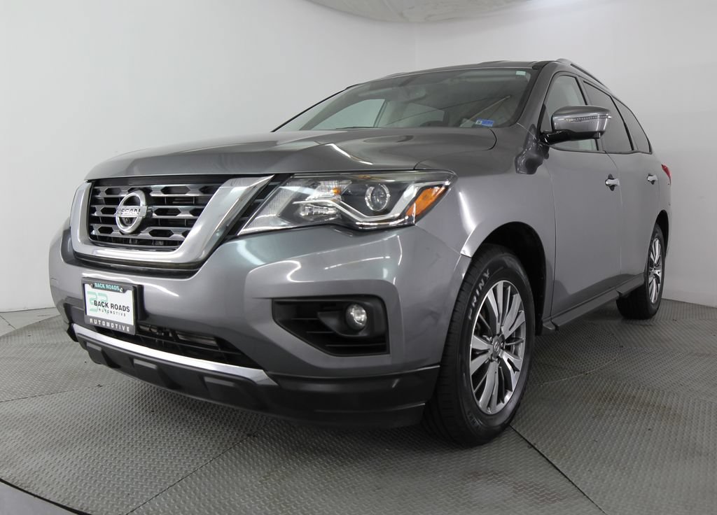 Used 2020 Nissan Pathfinder SL AWD/4WD image 3