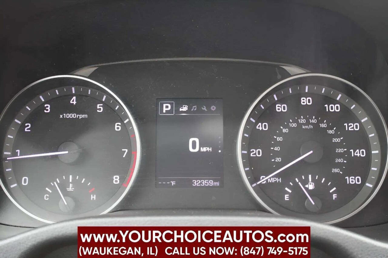 Used 2017 Hyundai Elantra Value Edition image 31