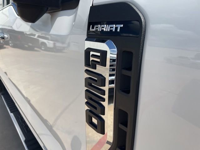 Used 2026 Ford F250 Lariat w/ Lariat Premium Package AWD/4WD image 11