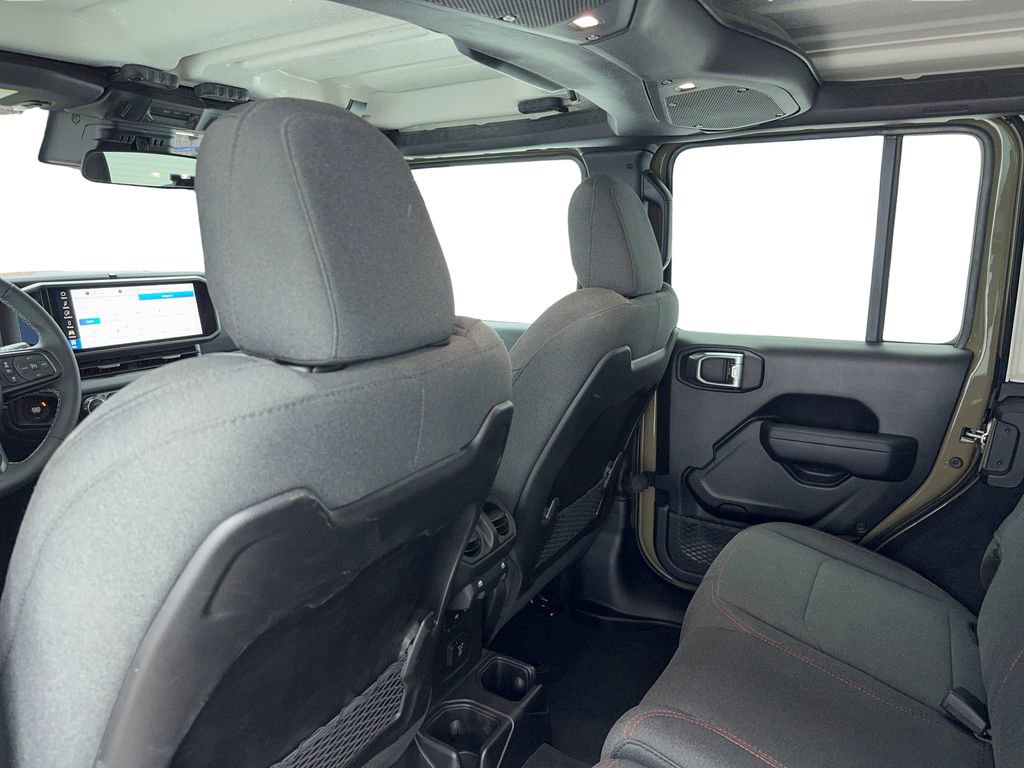 Used 2025 Jeep Wrangler Unlimited Rubicon image 43