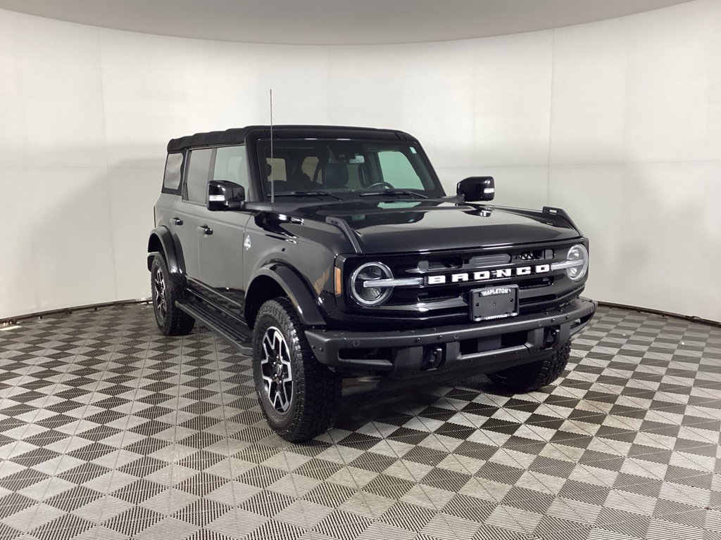 Used 2021 Ford Bronco Outer Banks image 1