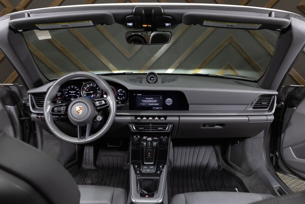 Used 2023 Porsche 911 Carrera w/ Sport Chrono Package image 4