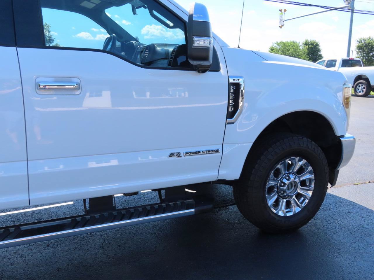 Used 2018 Ford F250 XLT w/ XLT Premium Package AWD/4WD image 23