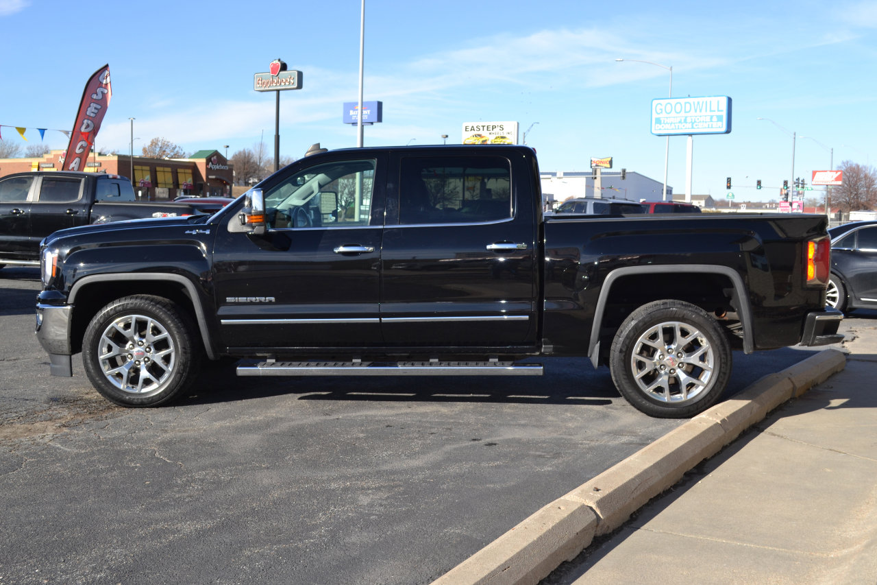 Used 2016 GMC Sierra 1500 SLT w/ SLT Premium Package image 4