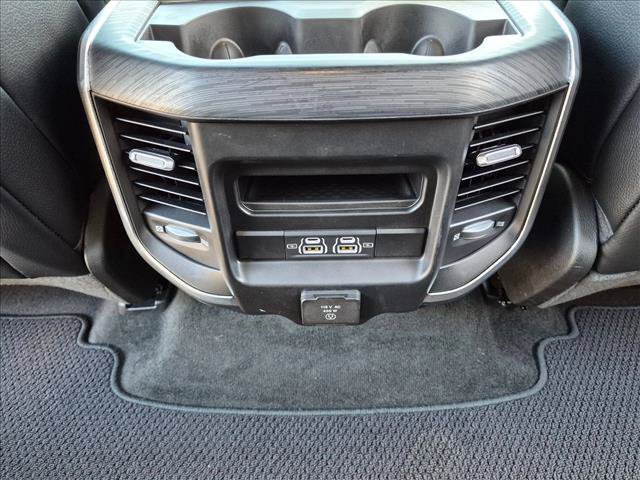 Used 2023 RAM 1500 Laramie AWD/4WD image 18