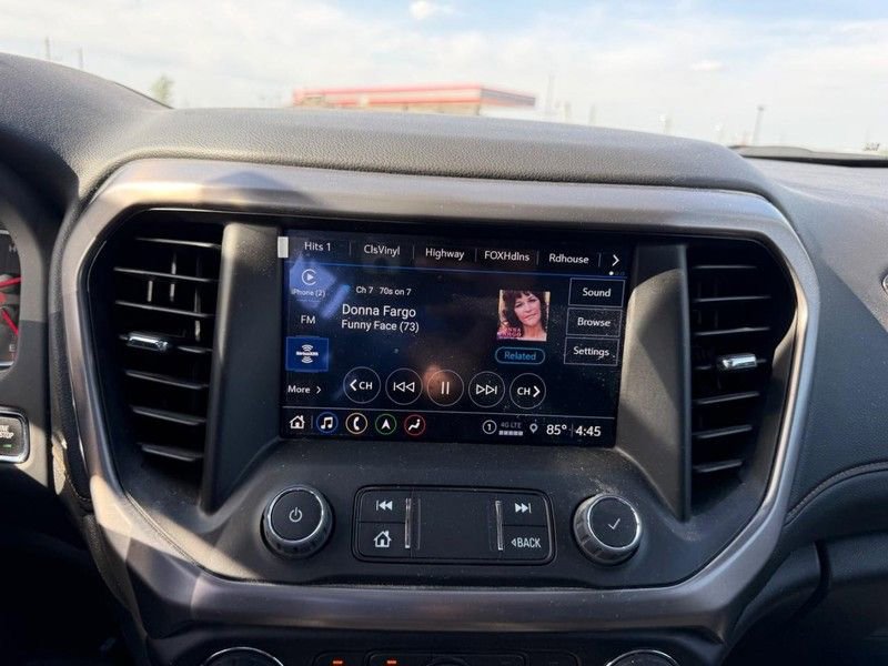 Used 2023 GMC Acadia AT4 w/ Technology Package AWD/4WD image 16