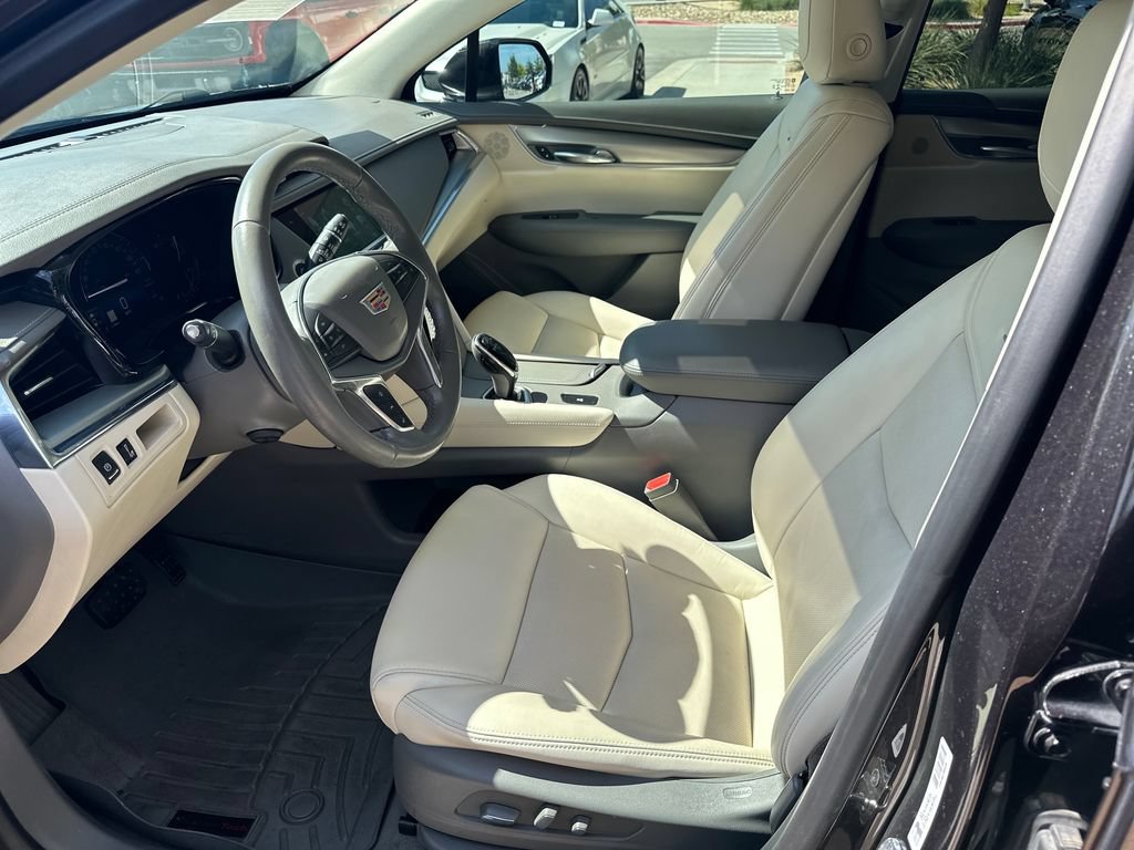 Used 2019 Cadillac XT5 Luxury FWD image 19