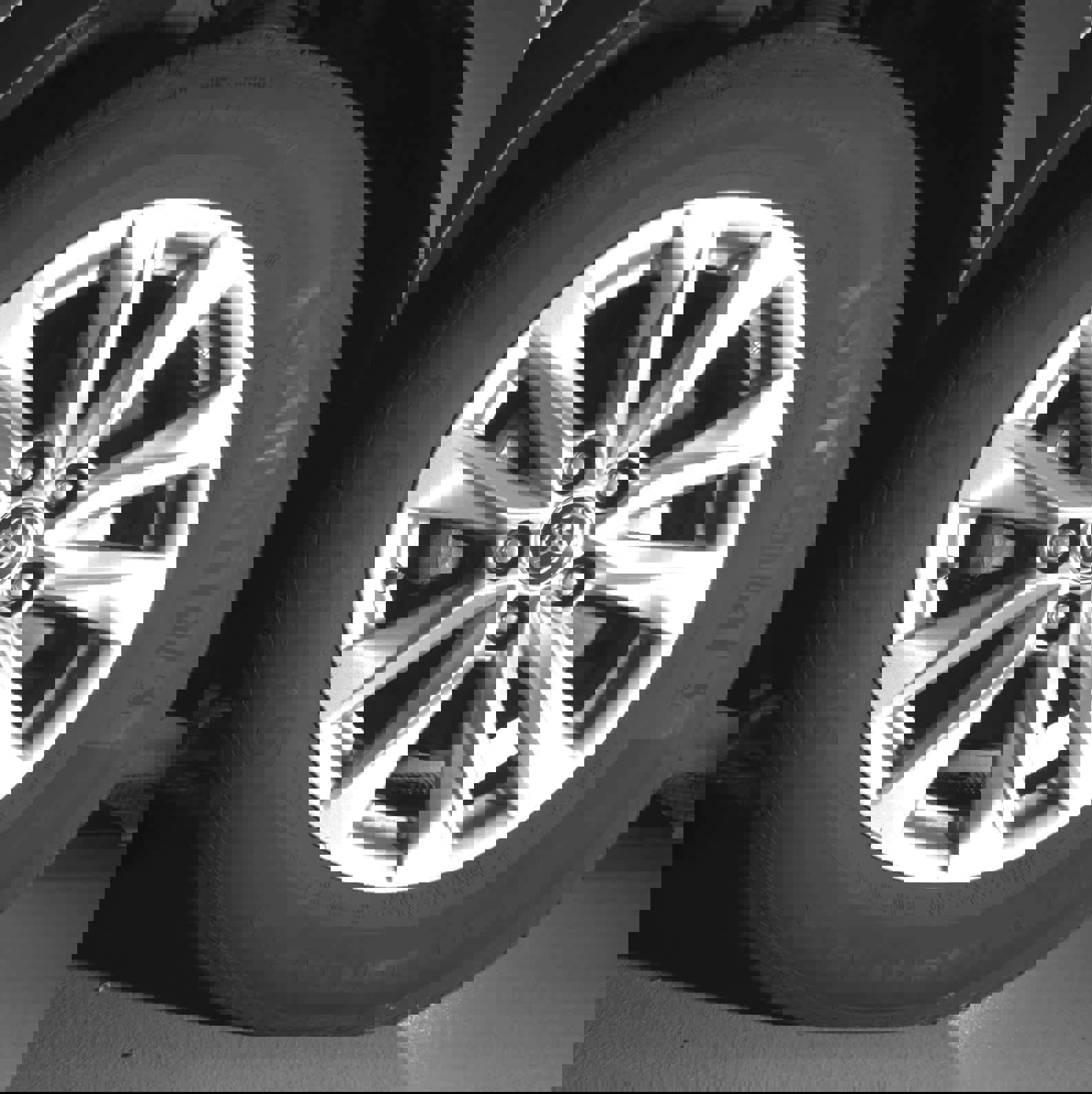 Used 2023 Toyota Corolla Cross LE w/ Moonroof Package image 10