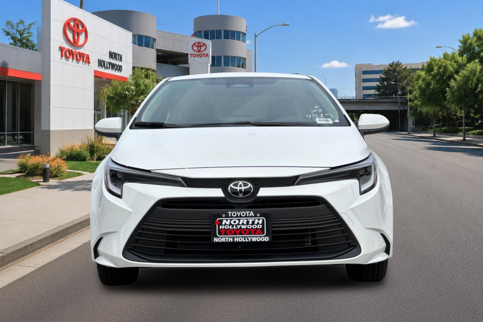 New 2027 Toyota Corolla LE FWD image 8