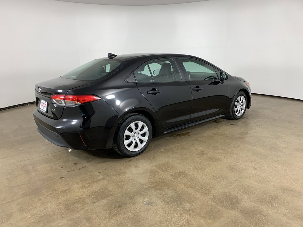 Used 2023 Toyota Corolla LE image 8