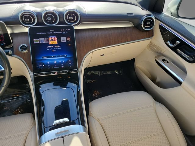 Used 2025 Mercedes-Benz GLC 300 image 14