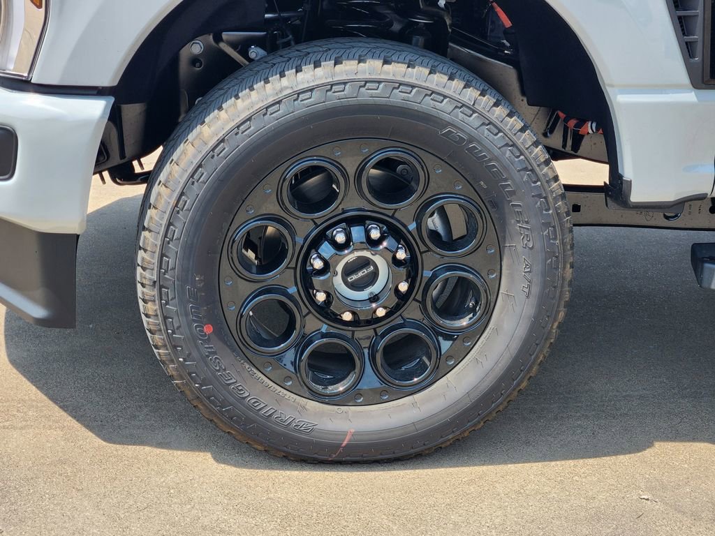New 2026 Ford F350 4x4 Crew Cab Super Duty image 8