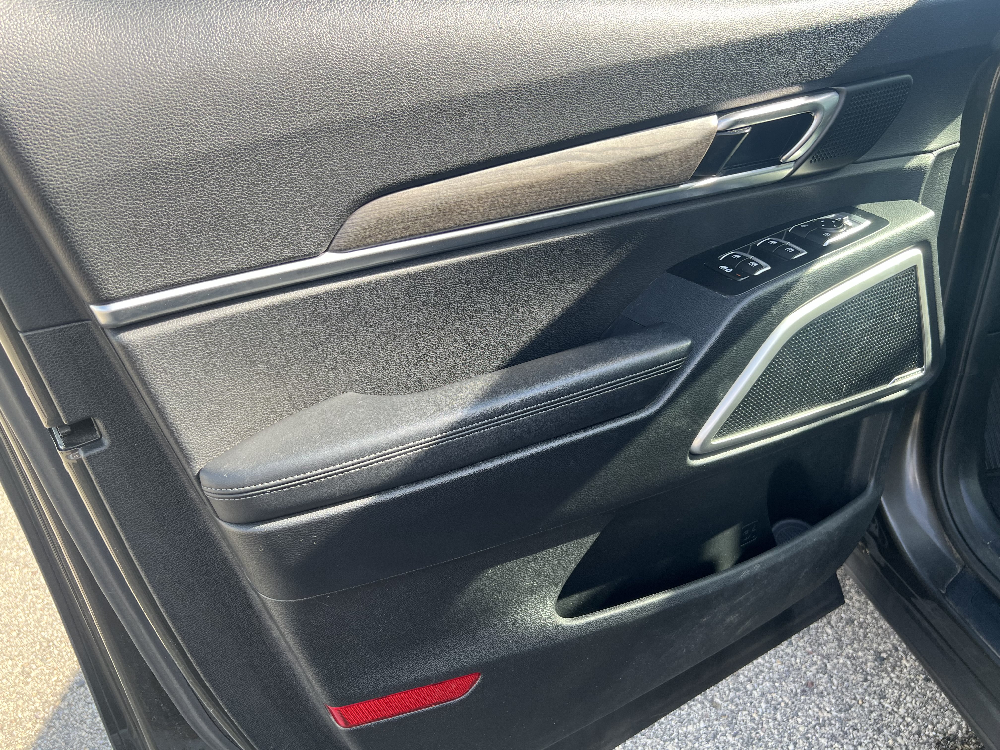 Used 2020 Kia Telluride EX FWD image 17
