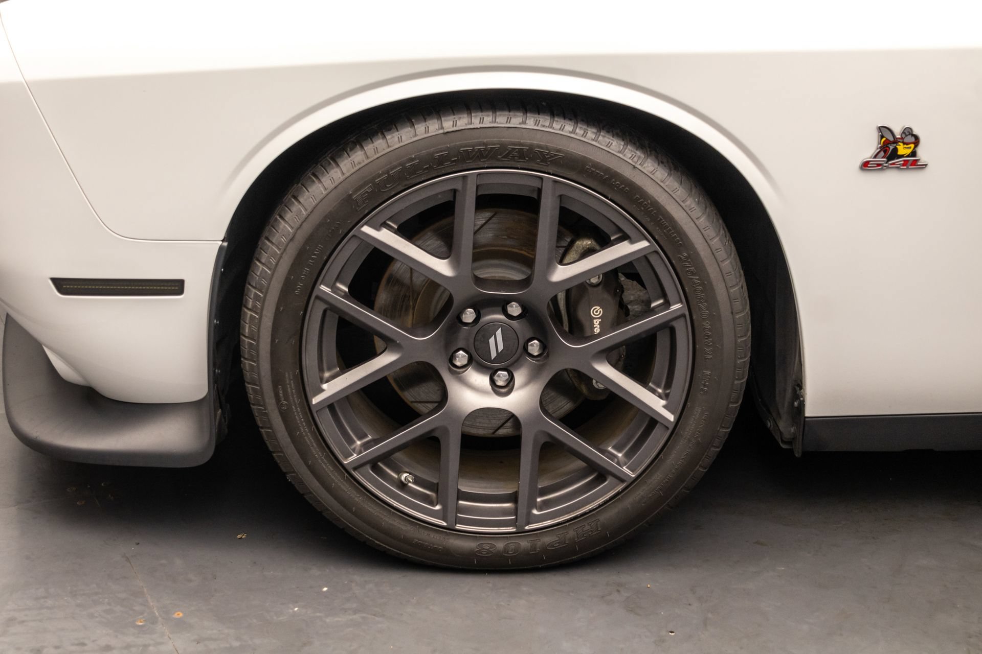 Used 2018 Dodge Challenger R/T Scat Pack w/ Leather Interior Group RWD image 40
