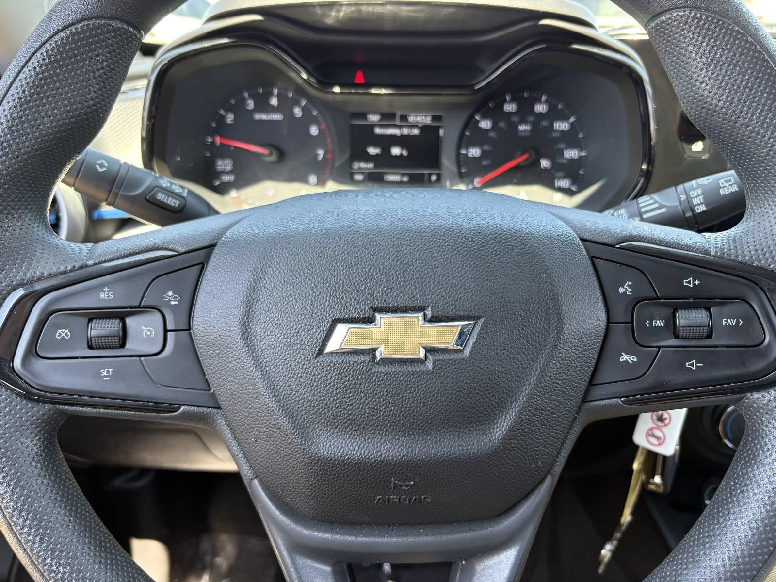 Used 2026 Chevrolet Trax LS FWD image 30