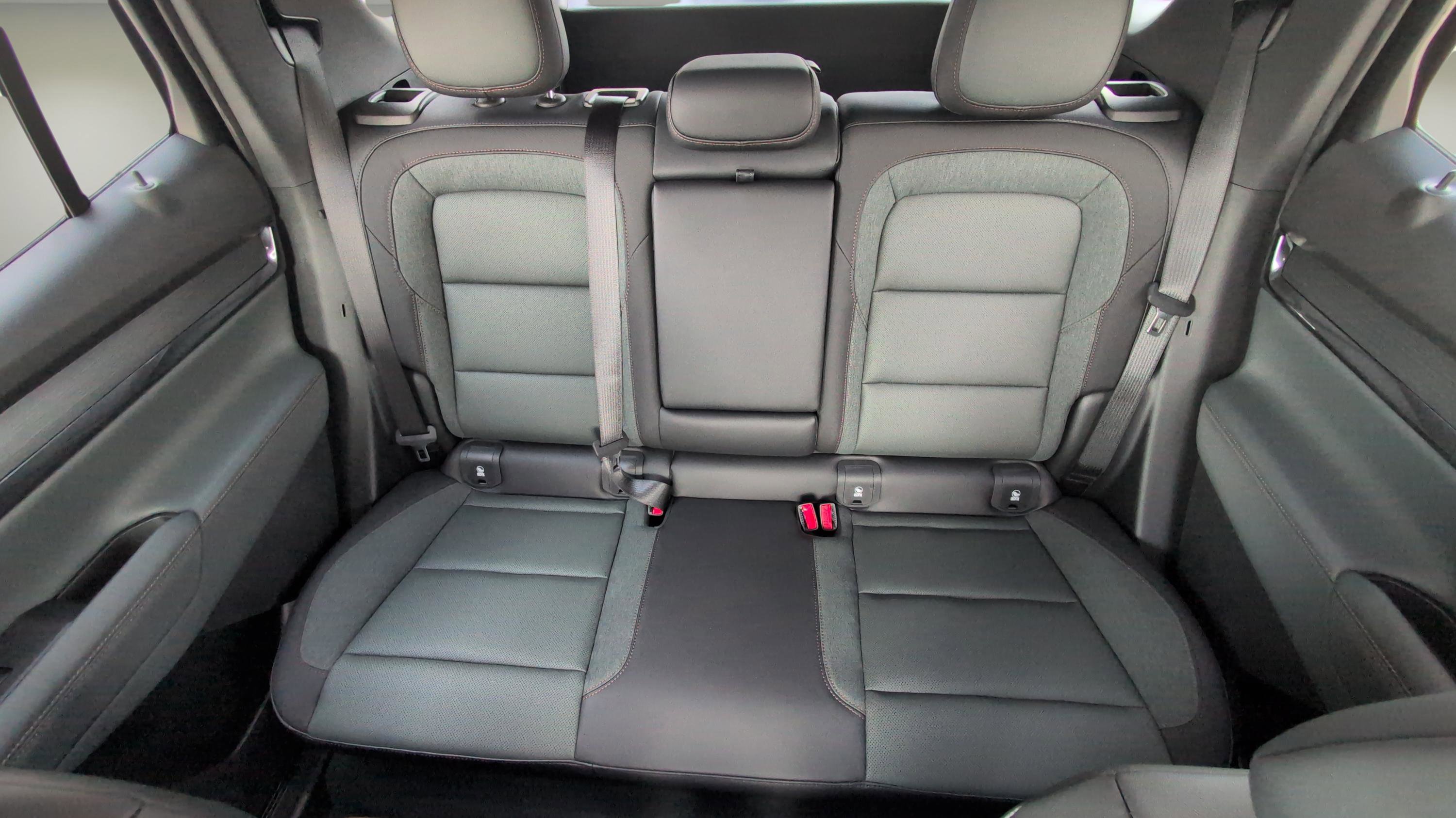 Used 2026 GMC Terrain AT4 AWD/4WD image 14