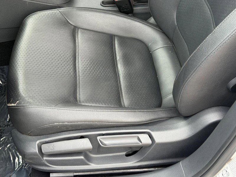 Used 2016 Volkswagen Jetta SEL FWD image 23