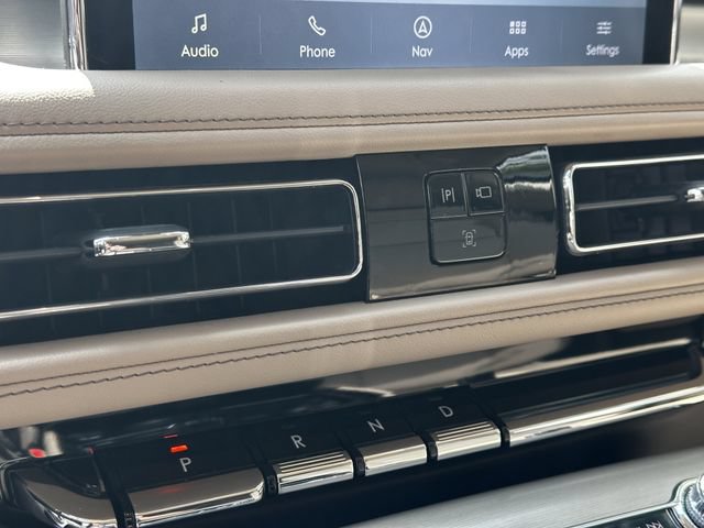 Certified 2024 Lincoln Aviator AWD w/ Elements Package image 23