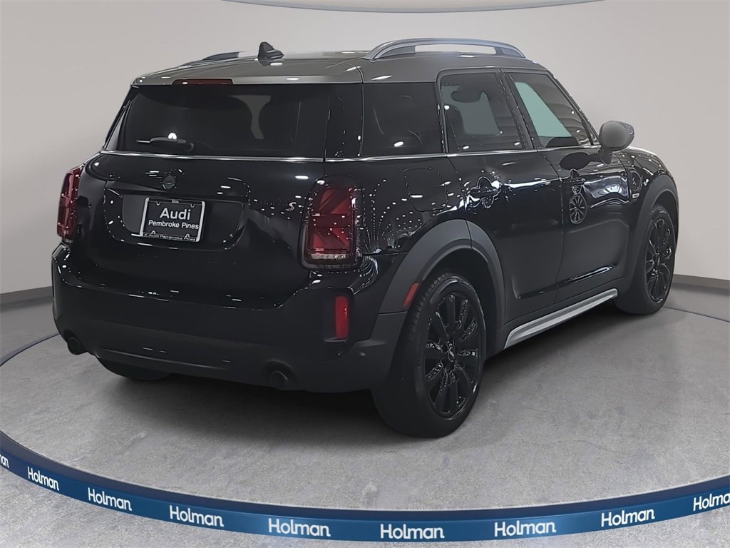 Used 2023 MINI Cooper Countryman S w/ Signature Upholstery Package image 6