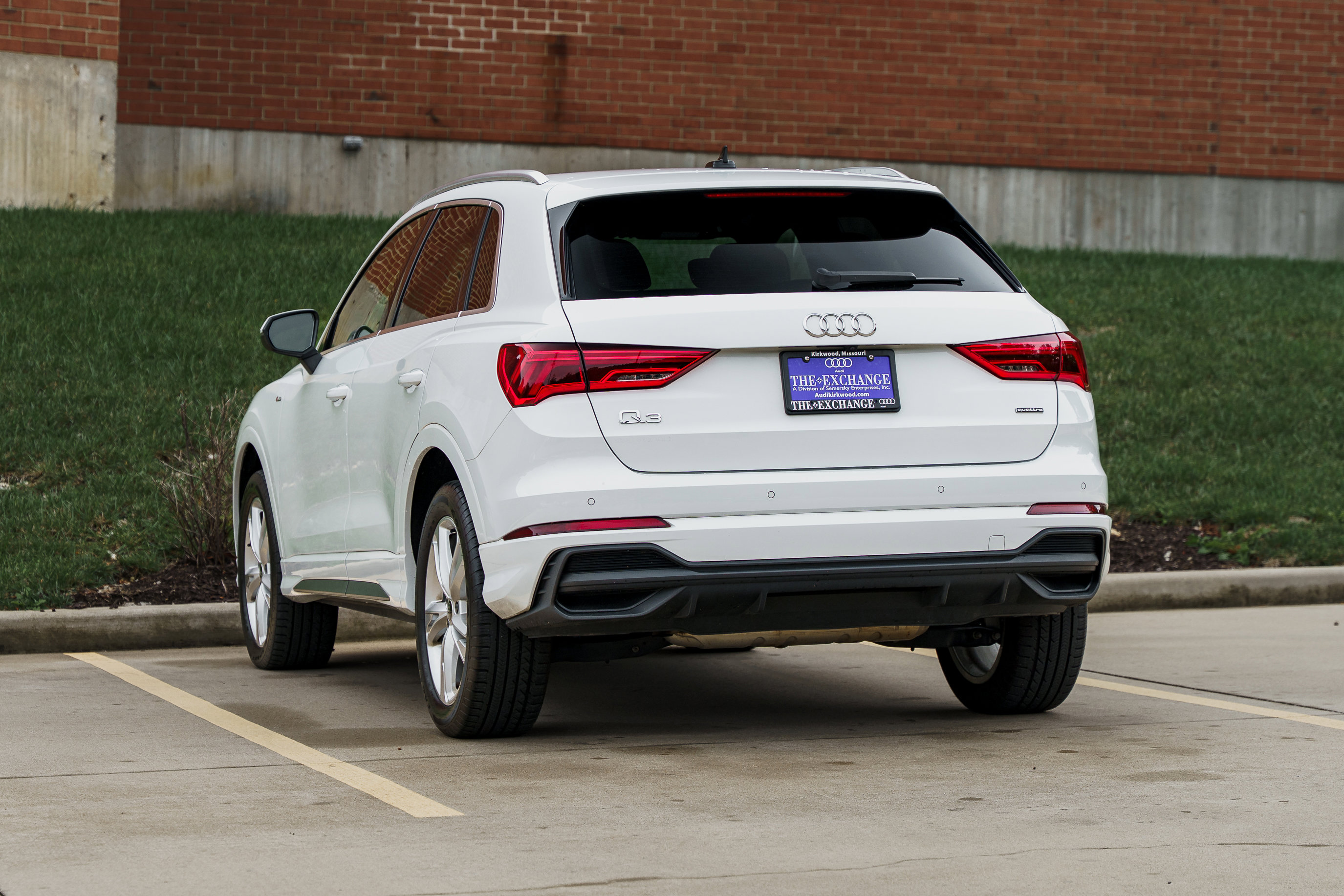 Used 2023 Audi Q3 2.0T Premium Plus image 5