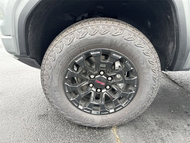 New 2026 GMC Canyon Elevation w/ Convenience Package image 10