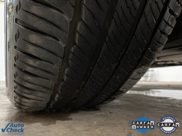 Used 2025 Volvo XC40 B5 Core image 97