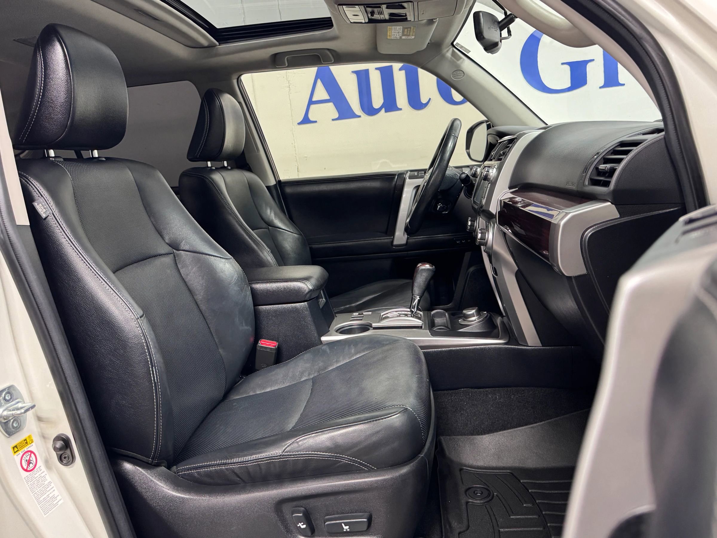 Used 2016 Toyota 4Runner Limited w/ Convenience Package image 14