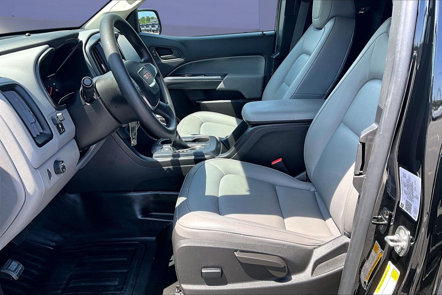 Used 2022 GMC Canyon Elevation Standard RWD image 22