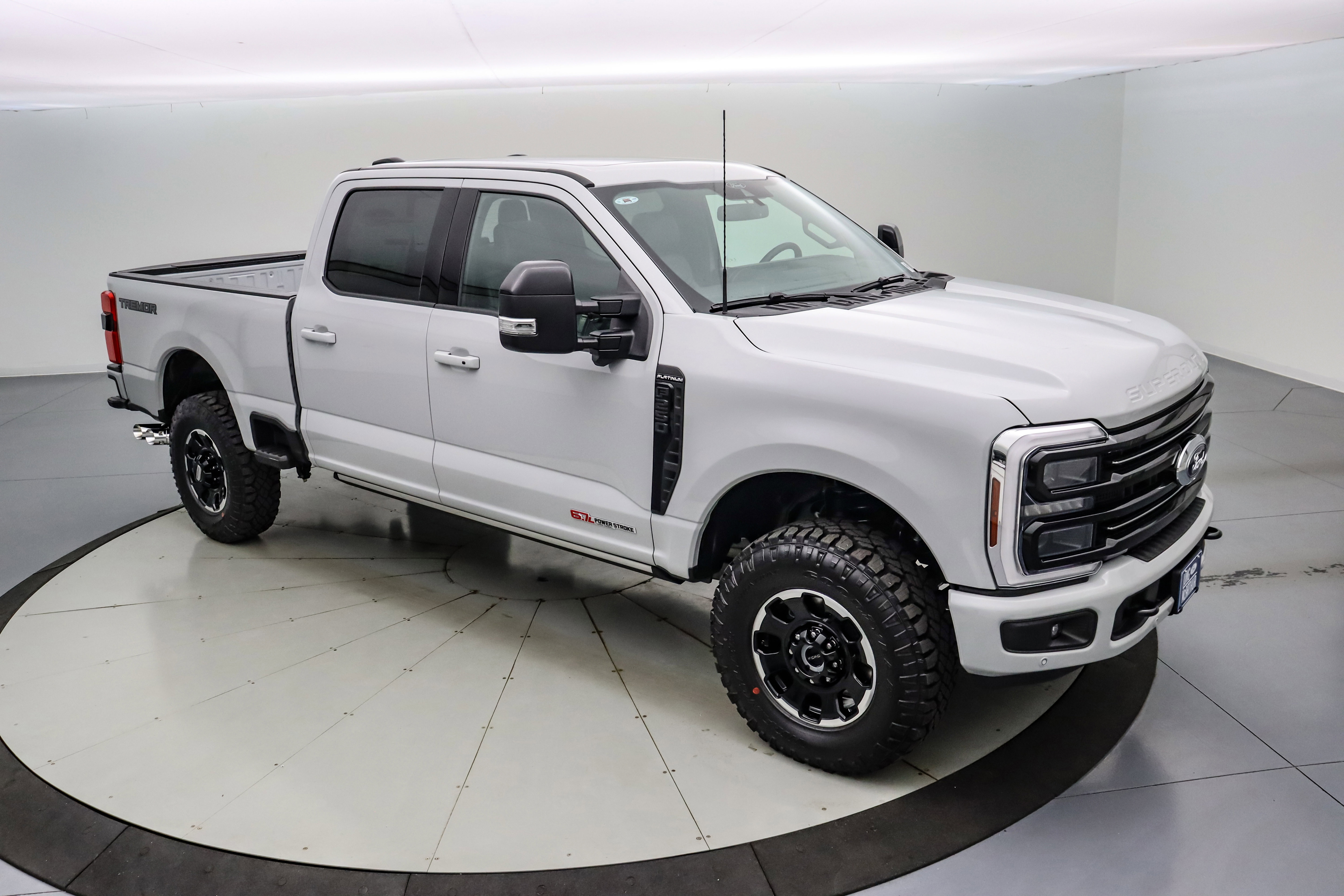 New 2026 Ford F250 Platinum w/ Tremor Off-Road Package image 2