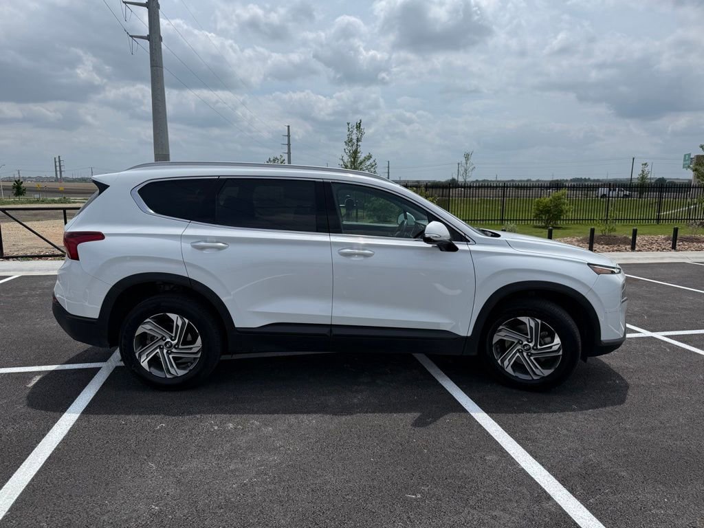 Certified 2023 Hyundai Santa Fe SEL image 4