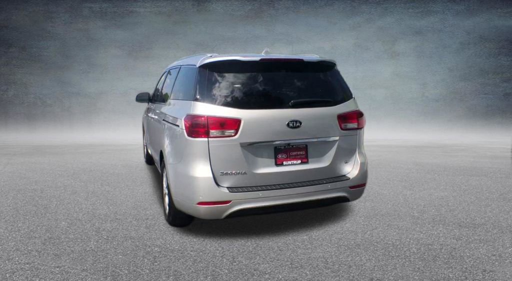 Used 2018 Kia Sedona EX image 18