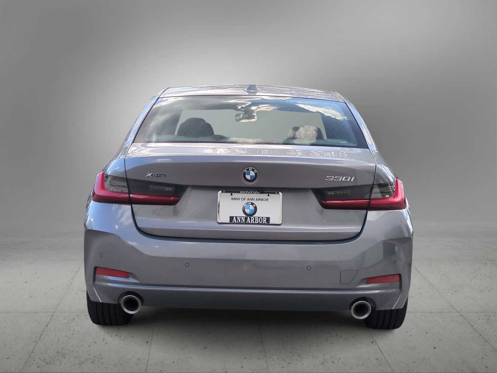 New 2025 BMW 330i xDrive Sedan w/ Premium Package image 7