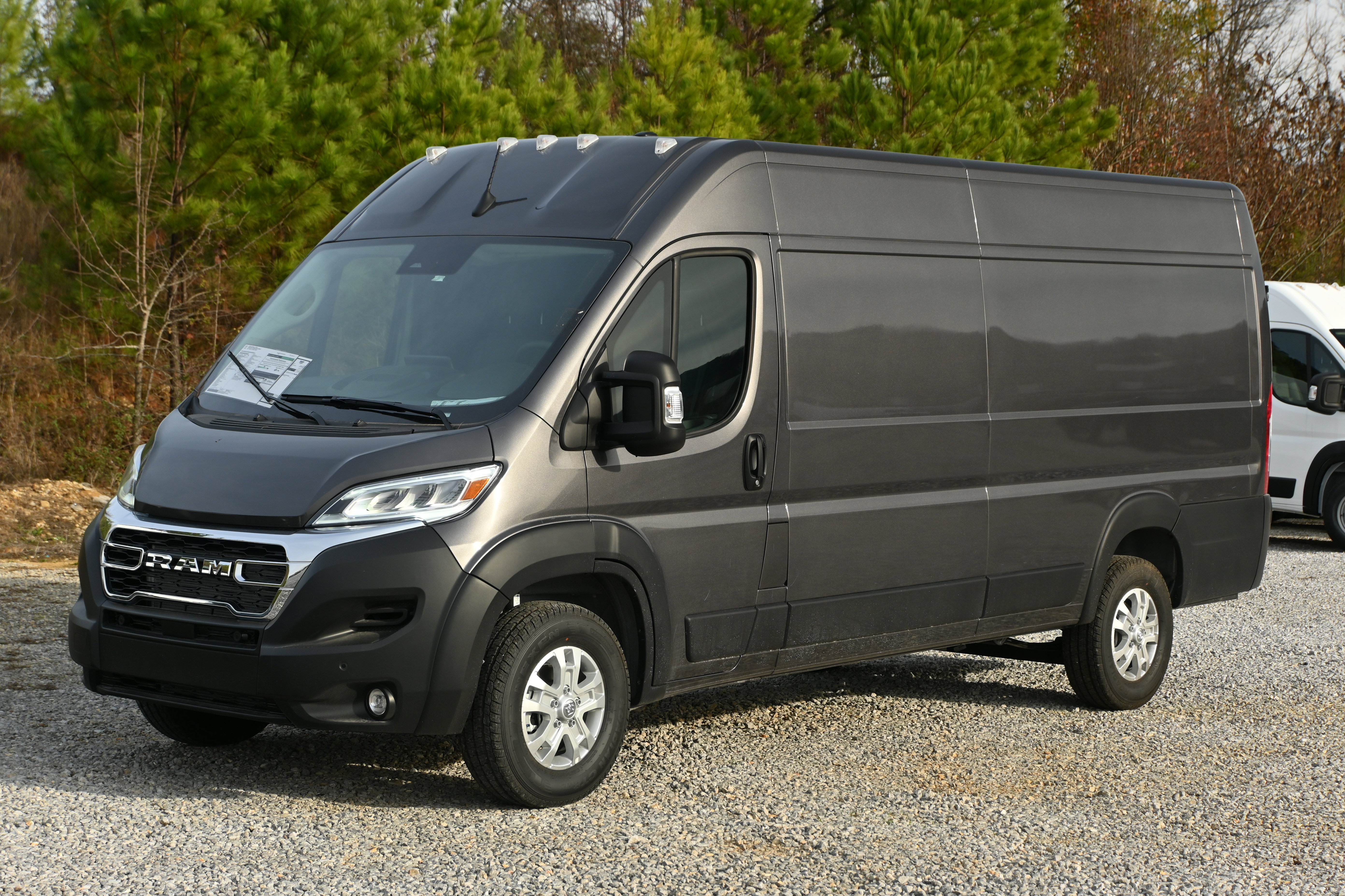 New 2026 RAM ProMaster 3500 w/ Quick Order Package 22G SLT image 8