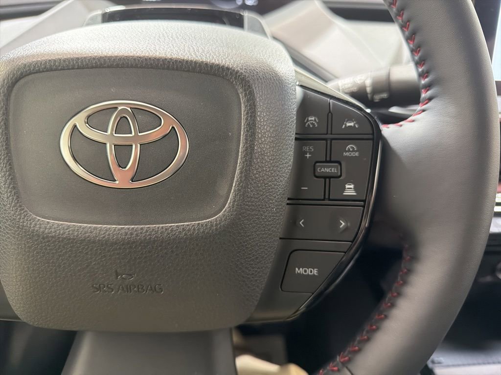 Used 2026 Toyota Prius Plug-In Hybrid image 25